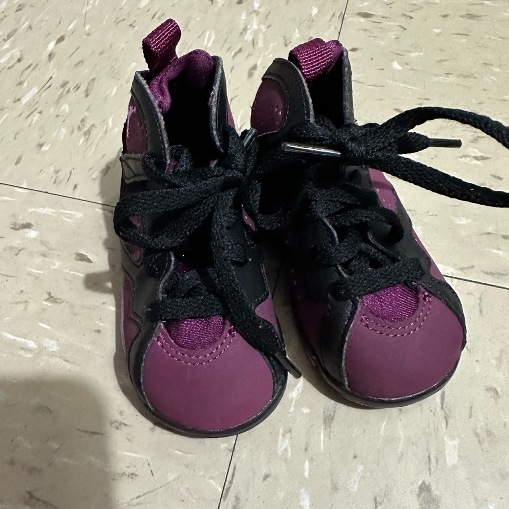 Air Jordan 7 Retro TD 'Mulberry' Sneakers | Purple | Infant Size 4